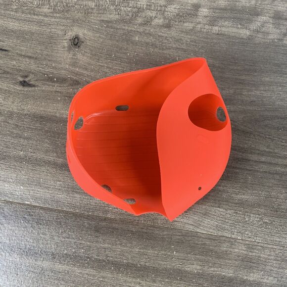 New Silicone Case Protective Cover Skin for Oculus Quest 2 VR Headset RED - Picture 4 of 10